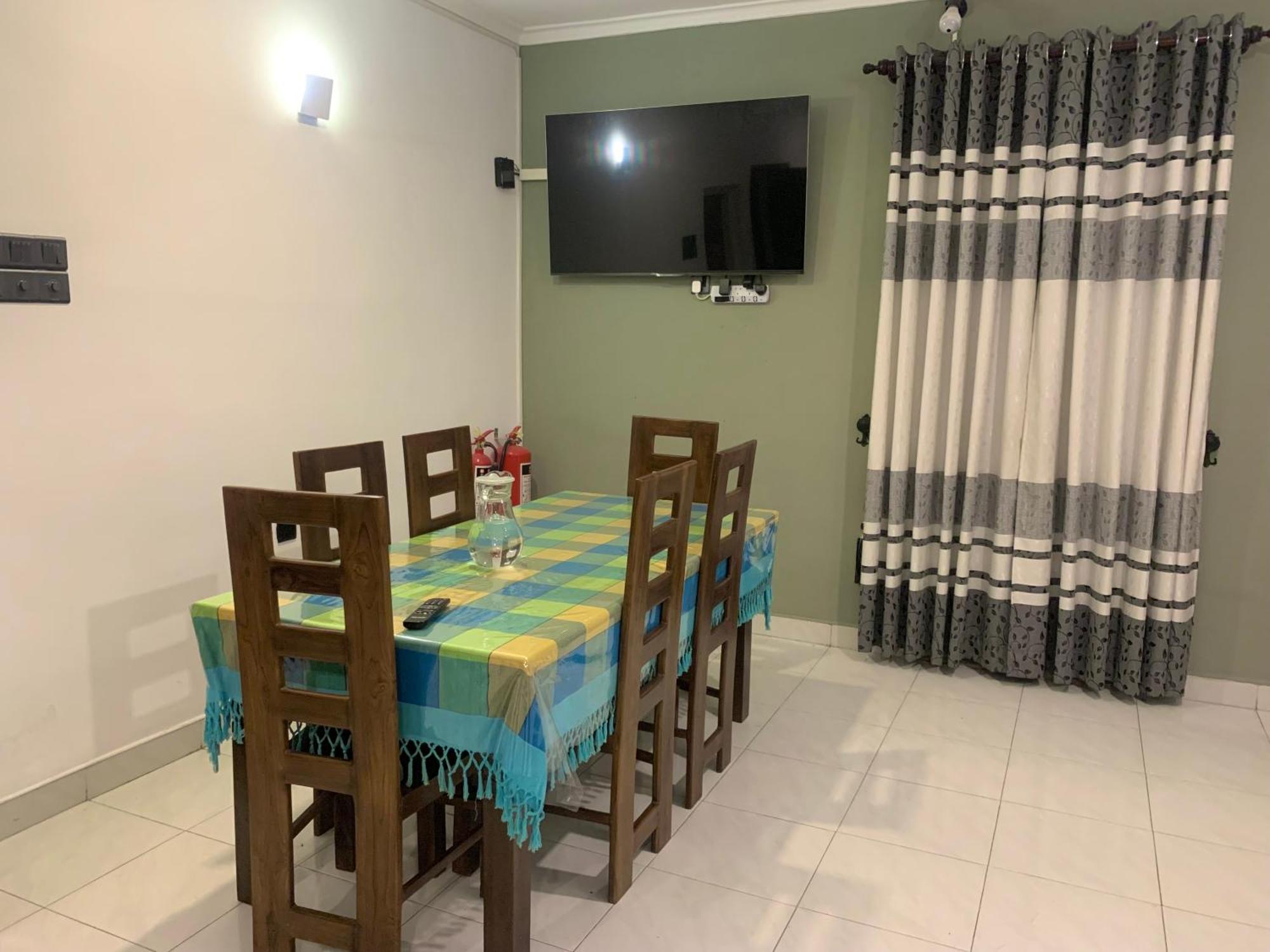Delmond -
