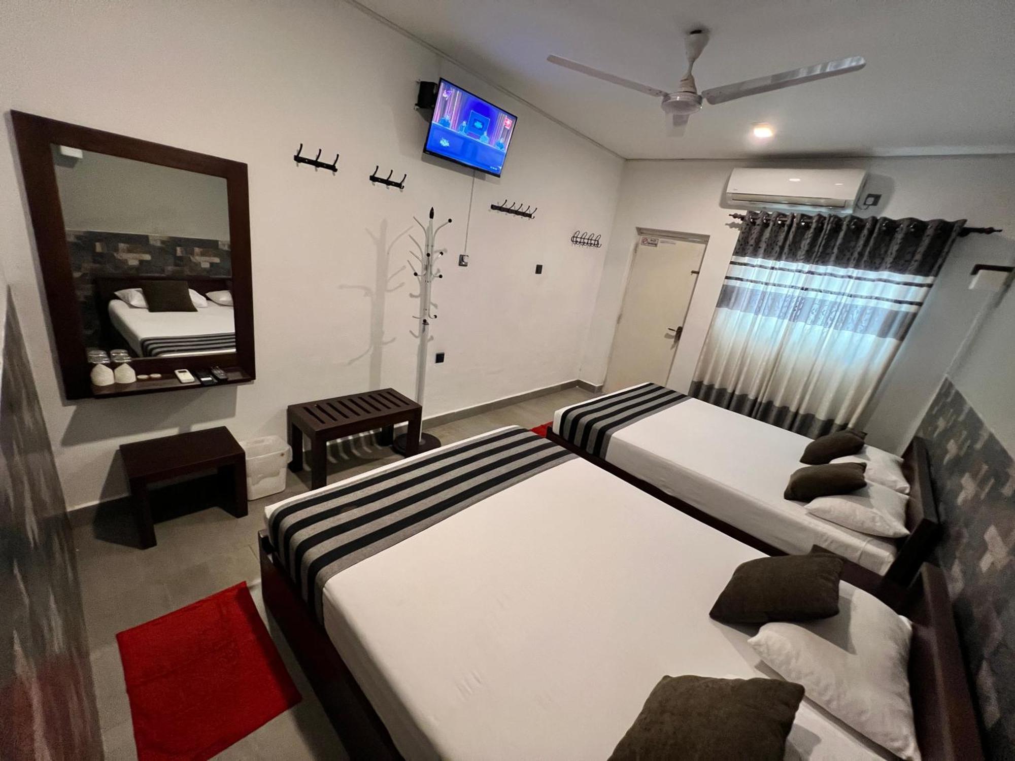 Delmond - Guest house *