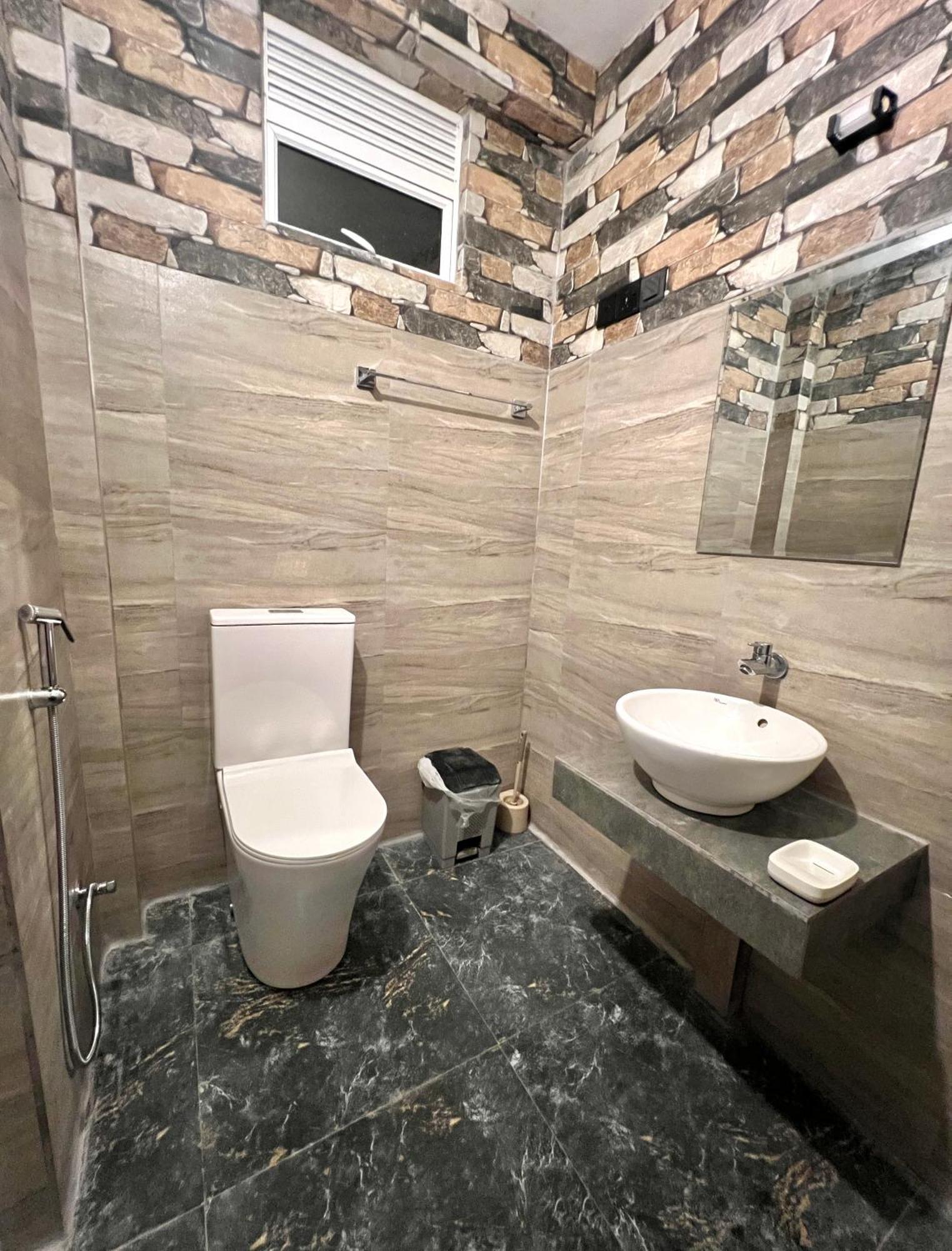 Guest house Delmond - *
